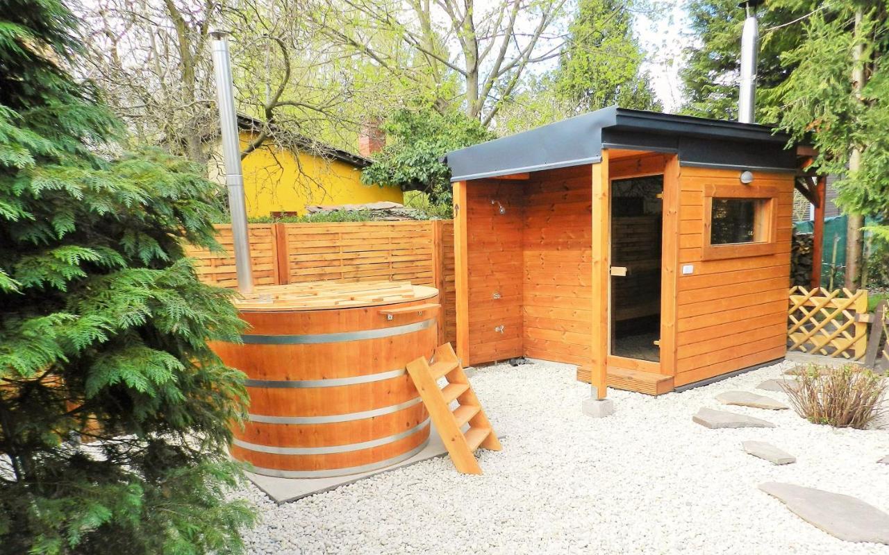 Ferienwohnung Iker Nyaralo Balatonfenyves Exterior foto