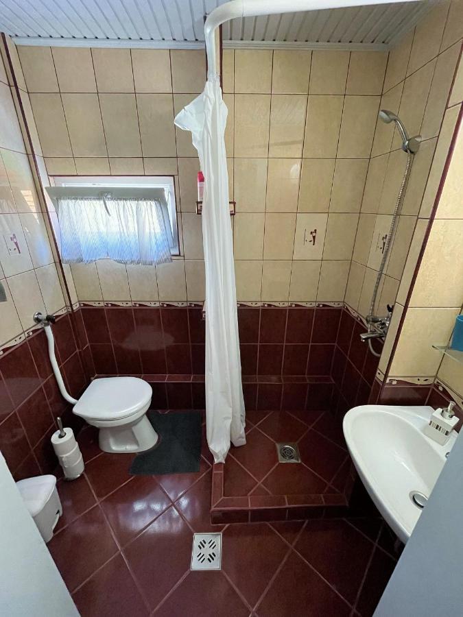 Ferienwohnung Iker Nyaralo Balatonfenyves Exterior foto